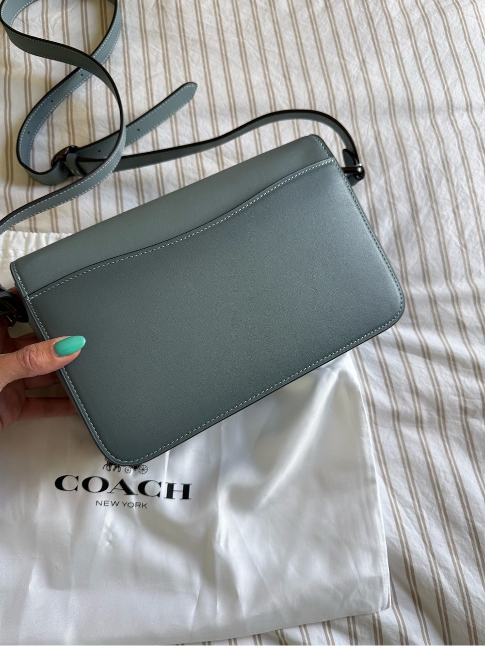Coach Leather Crossbody Bag in slate blue with Dark Hardware - Picture 6 of 7